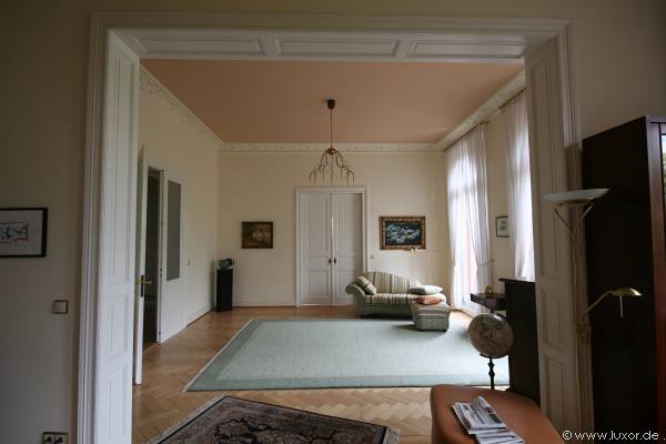 Expose mit Bildern H�user aus Wiesbaden - Immobilienmakler Luxor Liegenschaften