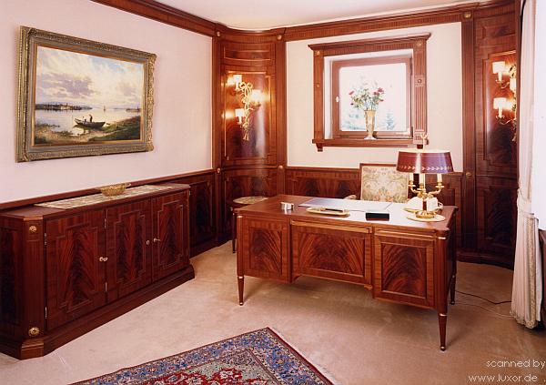 Expose mit Bildern H�user aus Wiesbaden - Immobilienmakler Luxor Liegenschaften