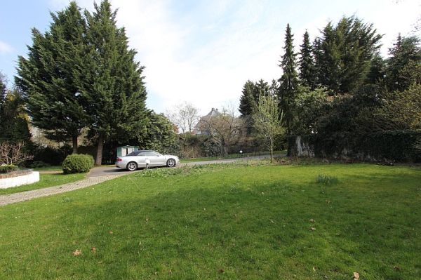 Hofheims Immobilien Altbauvilla von LUXOR 