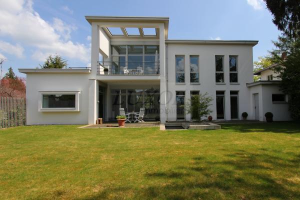 Wiesbaden Mehrfamilienhaus von LUXOR in Wiesbaden Immobilien-Makler