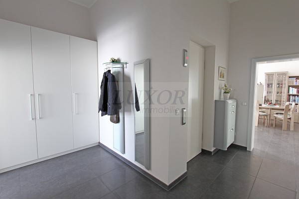 Neuwertiges Penthouse mit allem Komfort